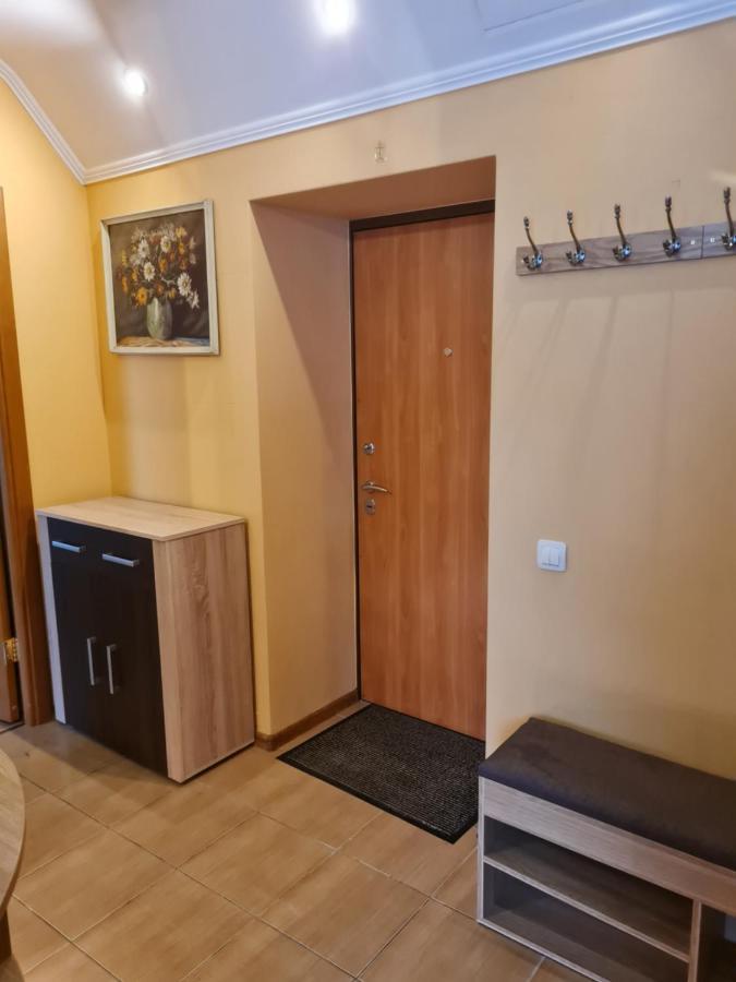 Ziemielu Mols Apartaments/Pirma Linija Pie Juras Liepaja Bagian luar foto